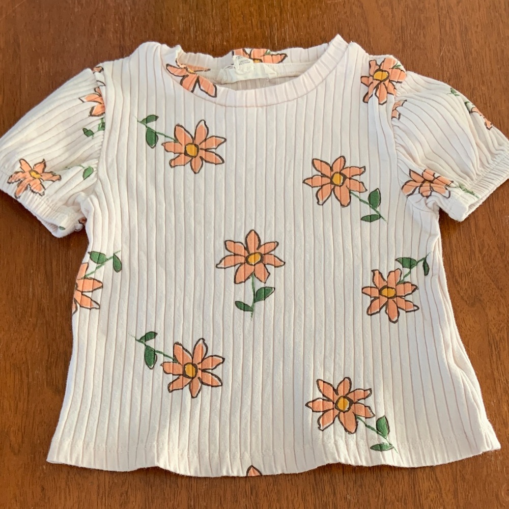 🍓3/$10 Jessica Simpson Floral Kids Tee size 18m